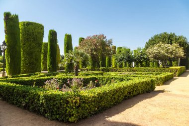 Alcazar de los Reyes Cristianos Cordoba bir güzel yaz günü, İspanya'ndaki bahçeler