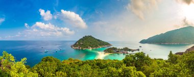 Nang Yuan Adası, Koh Tao, Tayland'da bir yaz günü Panoraması