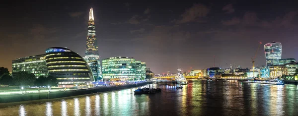 在伦敦 联合王国碎片的夜景景观 — 图库照片