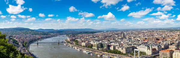 Королевский Дворец Будапеште Прекрасный Летний День — стоковое фото