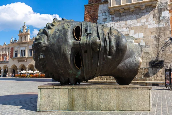 Krakow Poland September 2022 Eros Bendato Eros Bound Giant Head — Stock Photo, Image