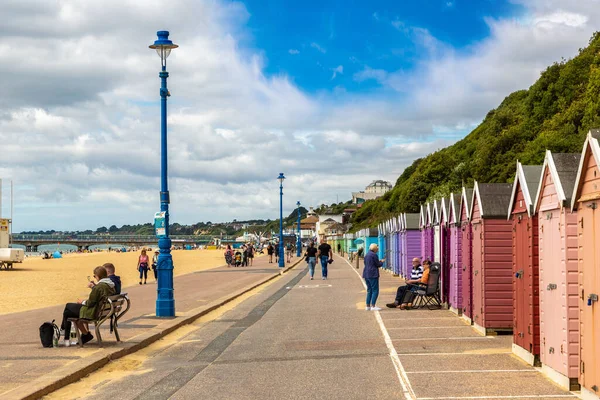 Bournemouth Förenade Kungariket Juni 2022 Strandstugor Sommardag Bournemouth Dorset Storbritannien — Stockfoto