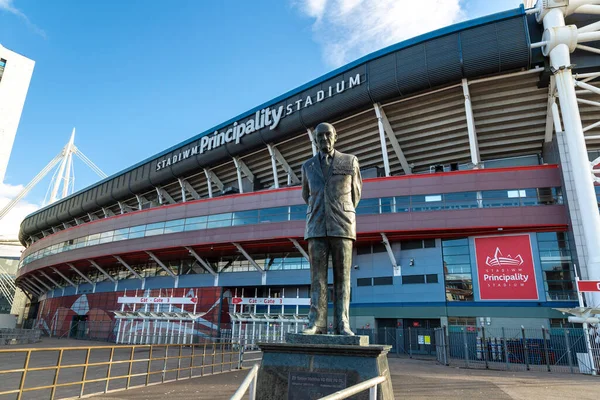Cardiff Reino Unido Junio 2022 Estatua Sir Tasker Watkins Estadio — Foto de Stock