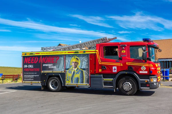 Flamboroug 2022年6月12日 夏の日にフラムボローで近代的な消防車のトラック ヨークシャー イギリス — ストック写真