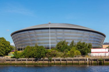 GLASGOW, İngiltere - 14 Haziran 2022: The OVO Hydro (SSE) eğlence merkezi Glasgow, İskoçya, İngiltere 'de güneşli bir yaz günü