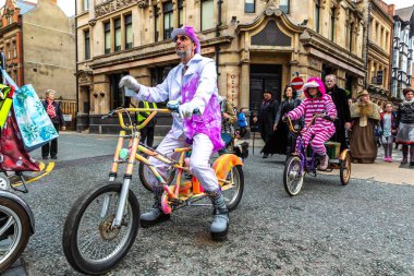 KINGSTON UPON HULL, İngiltere - 30 Ekim 2022: Hulloween Steampunk Festivali ve Hull, Kingston 'da Hull, Yorkshire, İngiltere