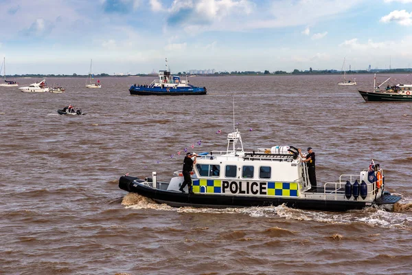 Kingston Hull Storbritannien Juni 2022 Polisbåtar Patrullerar Hull Drottningens Platinajubileum — Stockfoto