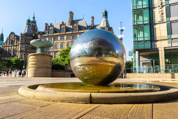 Sheffield Reino Unido Junio 2022 Las Esferas Escultura Acero Inoxidable — Foto de Stock