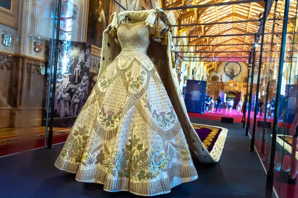 Виндсор Великобритания Июня 2022 Года Историческое Платье Коронации Елизаветы Королевском — стоковое фото
