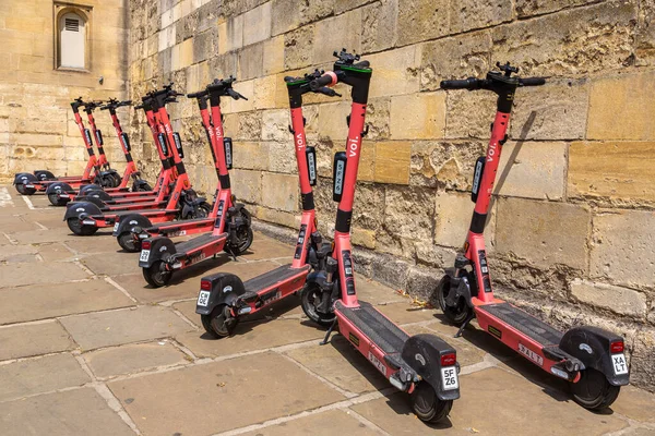 Оксфорд Великобритания Июня 2022 Года Совместные Электрические Скутеры Аренду Компанией — стоковое фото