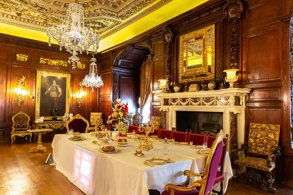 Warwick Велика Британія June 2022 Dining Room Interior Warwick Castle — стокове фото