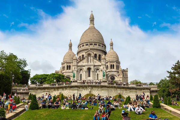Paris Francja Czerwca 2022 Bazylika Najświętszego Serca Wzgórzu Montmartre Paryżu — Zdjęcie stockowe