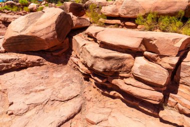 Güneşli bir günde Grand Canyon West Rim 'deki Guano Point, ABD