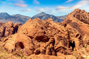 Ateş Vadisi Parkı güneşli bir günde, Nevada, ABD