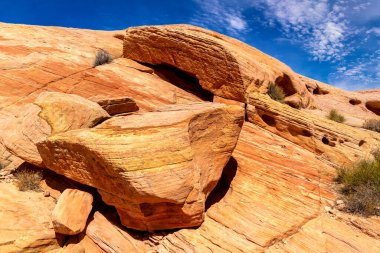 Ateş Vadisi Parkı güneşli bir günde, Nevada, ABD