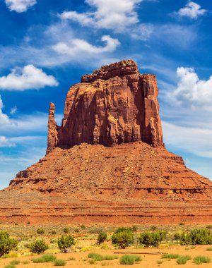Güneşli bir günde Anıt Vadisi, Arizona, ABD