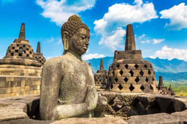 Yogyakarta şehri yakınlarındaki Buddist tapınağı Borobudur, Orta Java, Endonezya