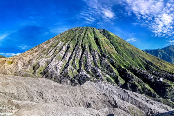 Volkan Bromo, Java Adası, Endonezya. Panoramik hava görüntüsü