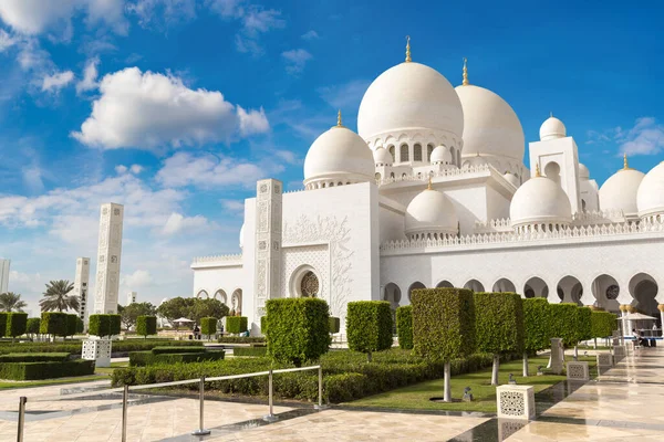 Xeque Zayed Grande Mesquita Abu Dhabi Dia Verão Emirados Árabes — Fotografia de Stock