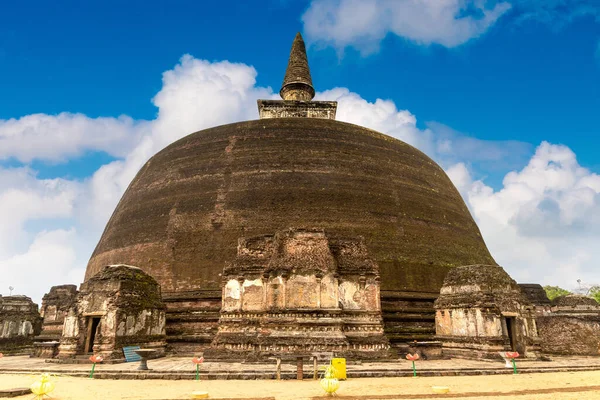 Rankoth Vehera Stupa Polonnaruwa Archaeological Museum Sri Lanka — Stock Photo, Image