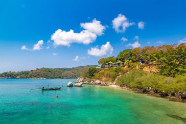 Tayland 'daki Koh Tao adasında güzel bir tropik plaj.