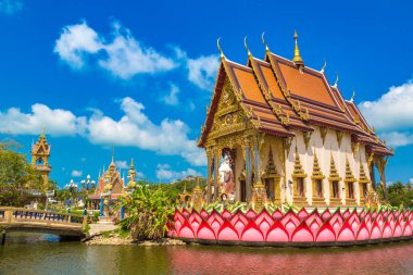 Wat Plai Laem Tapınağı, Samui, Tayland bir yaz günü