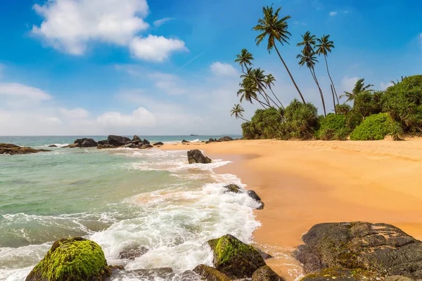 Sri Lanka Güneşli Bir Günde Ambalangoda Tropikal Plajı — Stok fotoğraf