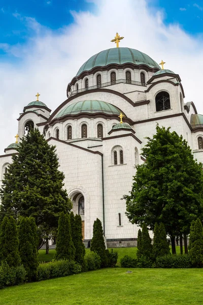 Iglesia Ortodoxa Serbia San Sava Belgrado Serbia Hermoso Día Verano —  Fotos de Stock