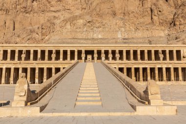 Kraliçe Hatshepsut 'un Tapınağı, Krallar Vadisi, Mısır