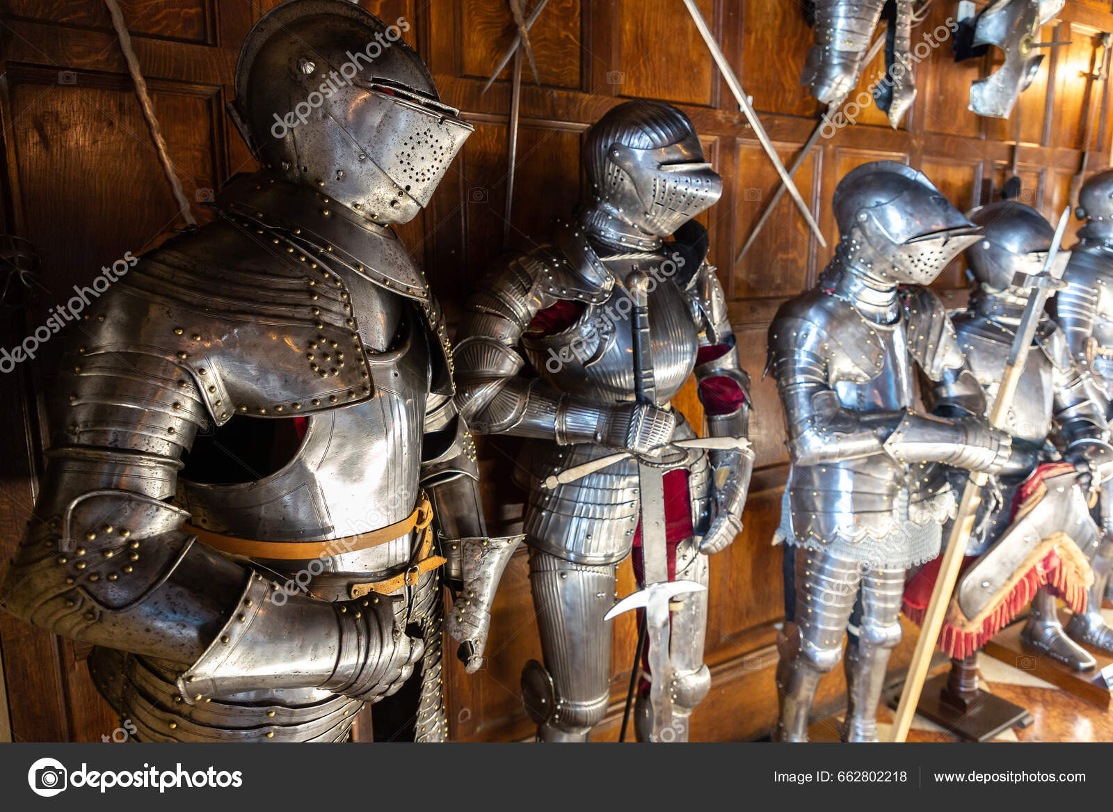 Castelo de Warwick e passeios de um dia em Oxford saindo de Londres |  Reserve bilhetes online, image size:1600x1167