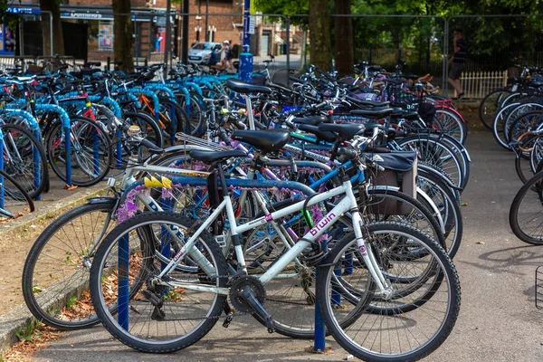 Oxford Reino Unido Junho 2022 Área Estacionamento Bicicletas Perto Estação — Fotografia de Stock