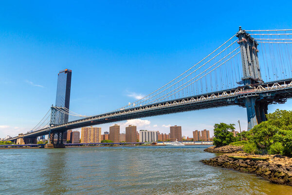 Manhattan Bridge in New York City, NY, USA