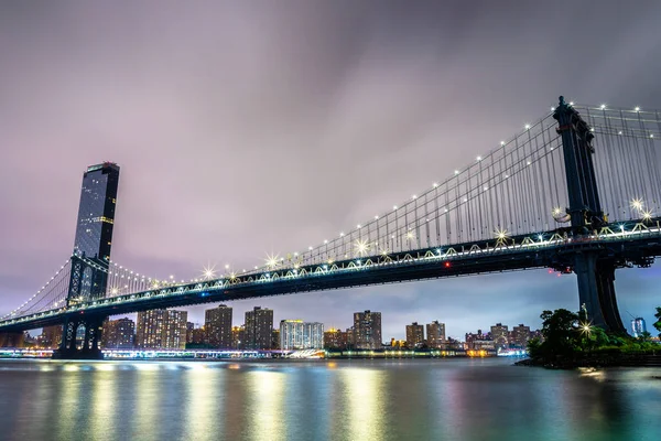 Manhattan Bridge Vista Panorámica Nocturna Del Centro Manhattan Después Del —  Fotos de Stock