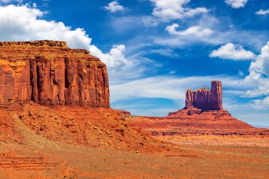 Güneşli bir günde Anıt Vadisi, Arizona, ABD