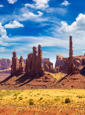 Güneşli bir günde Anıt Vadisi, Arizona, ABD