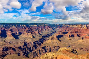 Güneşli bir günde Büyük Kanyon Ulusal Parkı, Arizona, ABD