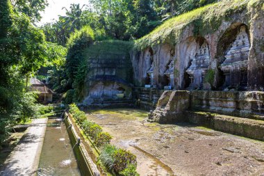 Pura Gunung Kawi tapınağı Bali, Endonezya 'da güneşli bir günde
