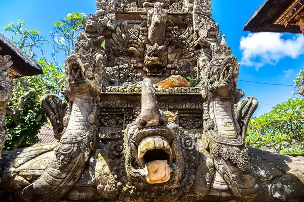Tempio Pura Desa Batuan Bali Indonesia Una Giornata Sole — Foto Stock