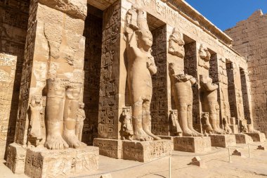 Luxor 'daki Medinet Habu tapınağı, Kral Vadisi, Mısır