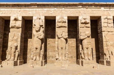 Luxor 'daki Medinet Habu tapınağı, Kral Vadisi, Mısır