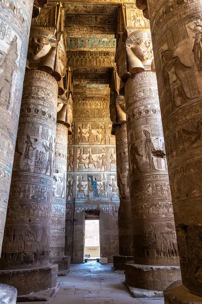 Interior Dendera Temple Sunny Day Luxor Egypt — Foto de Stock
