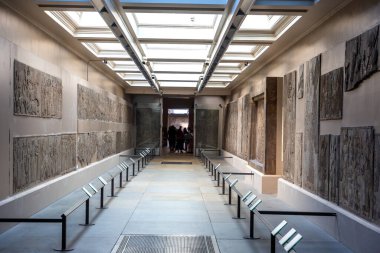 LONDON, İngiltere - 7 Eylül 2023: Londra 'daki British Museum' un Antik Süryani bölümü - dünyanın en çok ziyaret edilen müzelerinden biri, İngiltere, İngiltere