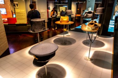 LONDON, İngiltere - 8 Eylül 2023: Londra, İngiltere 'deki İmparatorluk Savaş Müzesi' nin Churchill Savaş Odalarının İçi