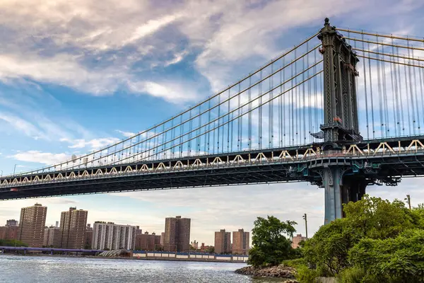 Манхэттенский Мост Панорамный Вид Центр Манхэттена Закате Нью Йорке Сша — стоковое фото