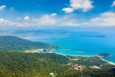 Malezya 'daki Langkawi adasının panoramik hava manzarası