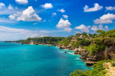 Endonezya, Bali 'de Rocky sahili güneşli bir günde