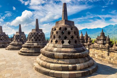 Yogyakarta şehri yakınlarındaki Buddist tapınağı Borobudur, Orta Java, Endonezya