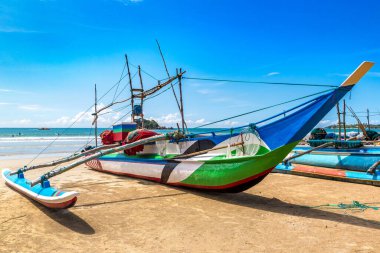 Sri Lanka 'da bir yaz günü balıkçı teknesi
