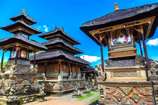 Temple Pura Desa Batuan Bali Indonésie Par Une Journée Ensoleillée — Photo