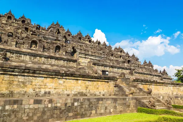 Templo Buddista Borobudur Cerca Ciudad Yogyakarta Java Central Indonesia —  Fotos de Stock